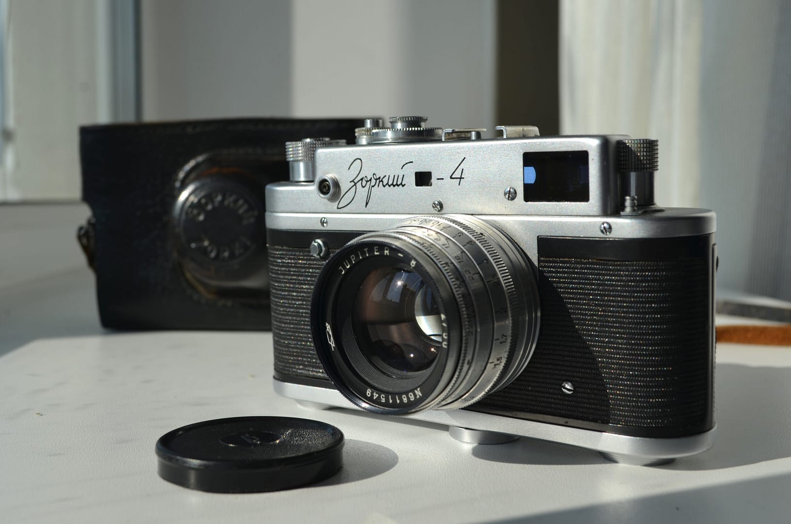 Zorki 4 Soviet Rangefinder Camera 35mm with Jupiter 8 2/50mm S/N 73558798