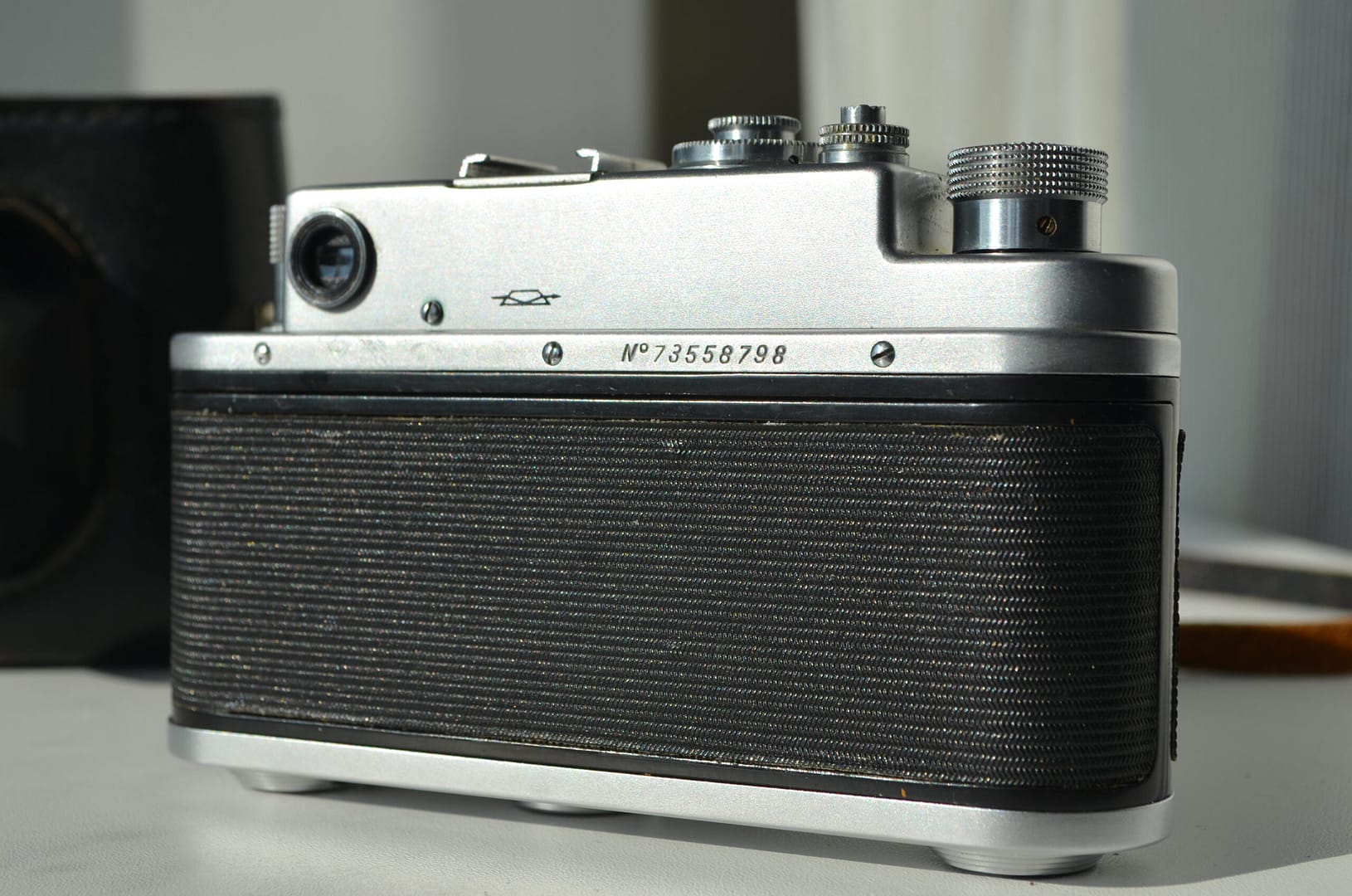 Zorki 4 Soviet Rangefinder Camera 35mm with Jupiter 8 2/50mm S/N 73558798 - Image 2