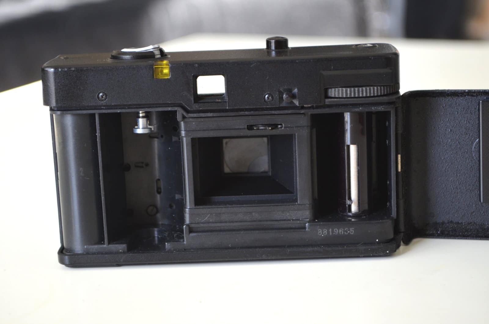 Zenit 35F 35mm Soviet Film Compact Camera s/n 8819635 - Image 9