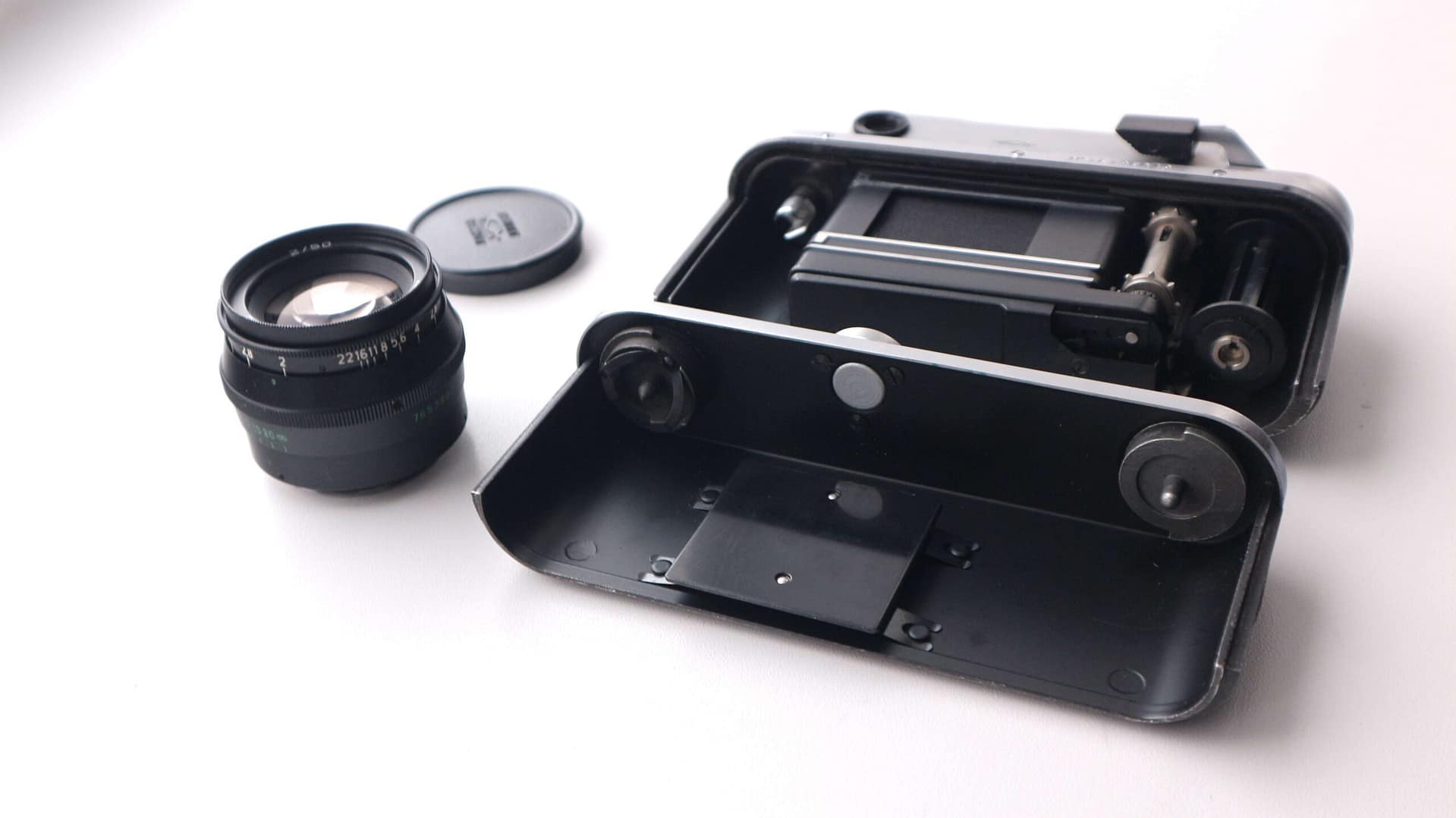 Zorki 4k Soviet Rangefinder Camera 35mm with Jupiter 8 2/50mm S/N 76735043 - Image 6