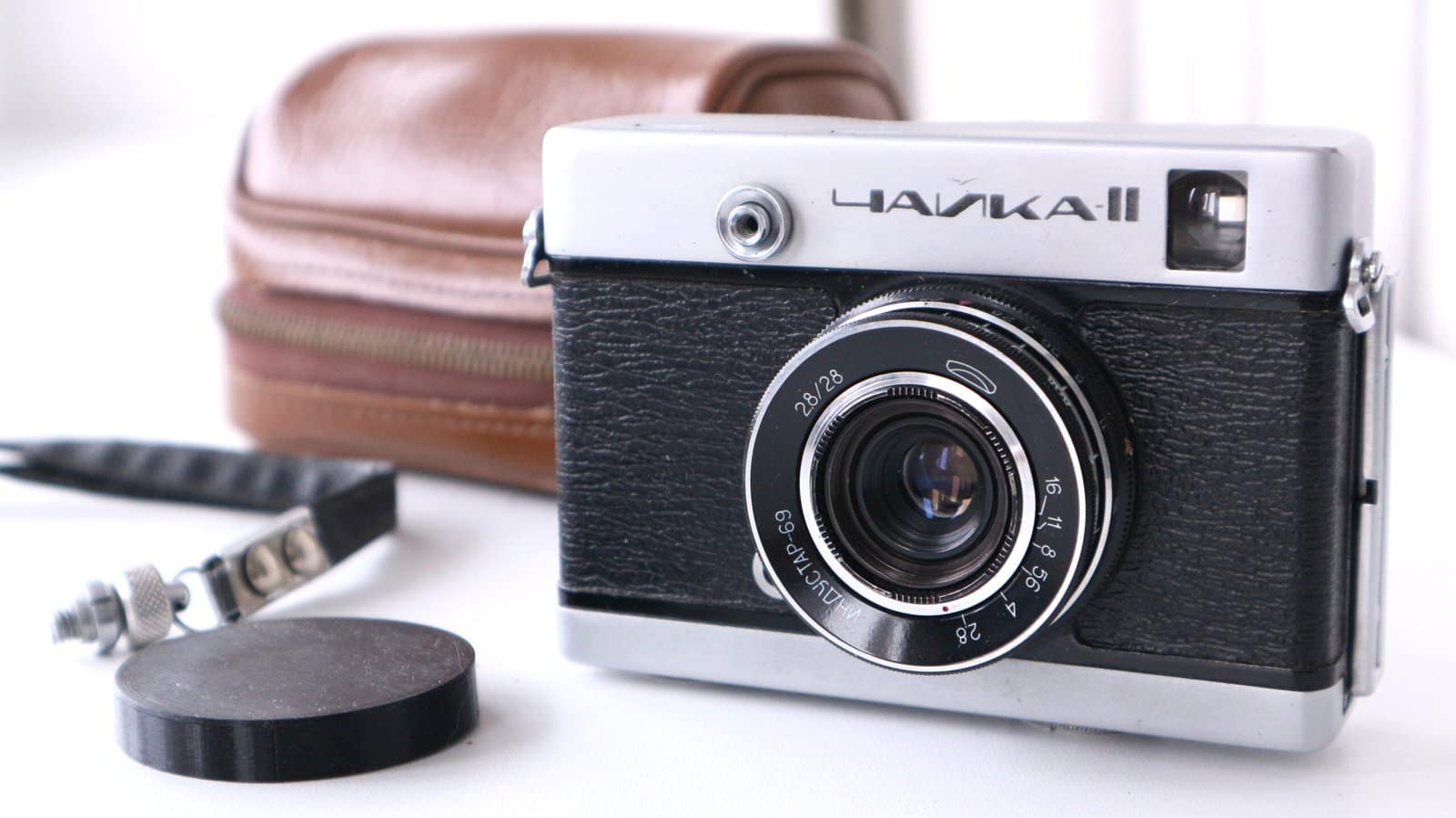 Chaika 2 Industar-69 lens 2.8/28mm Soviet half-frame camera - to