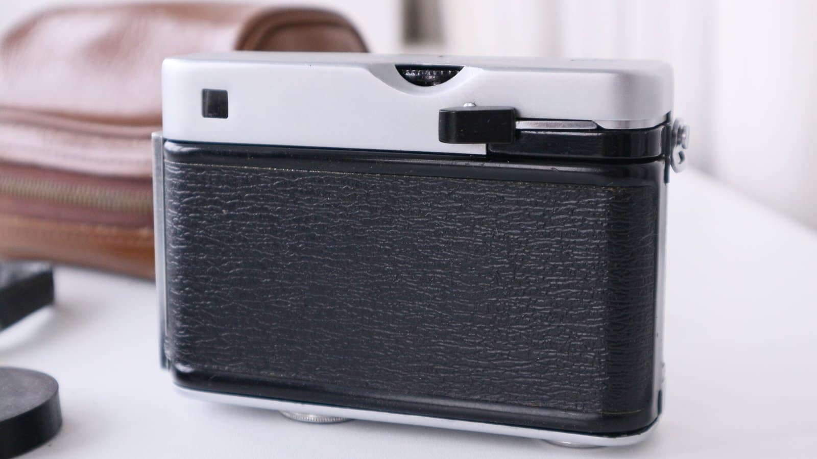 Chaika 2 Industar-69 lens 2.8/28mm Soviet half-frame camera - to