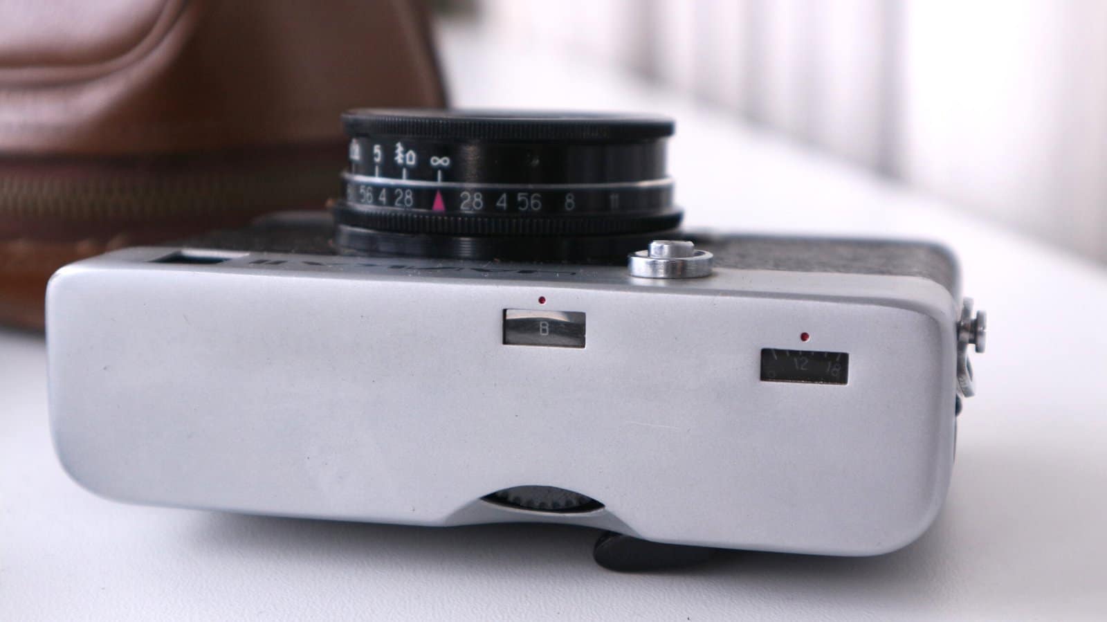 Chaika 2 Industar-69 lens 2.8/28mm Soviet half-frame camera - to