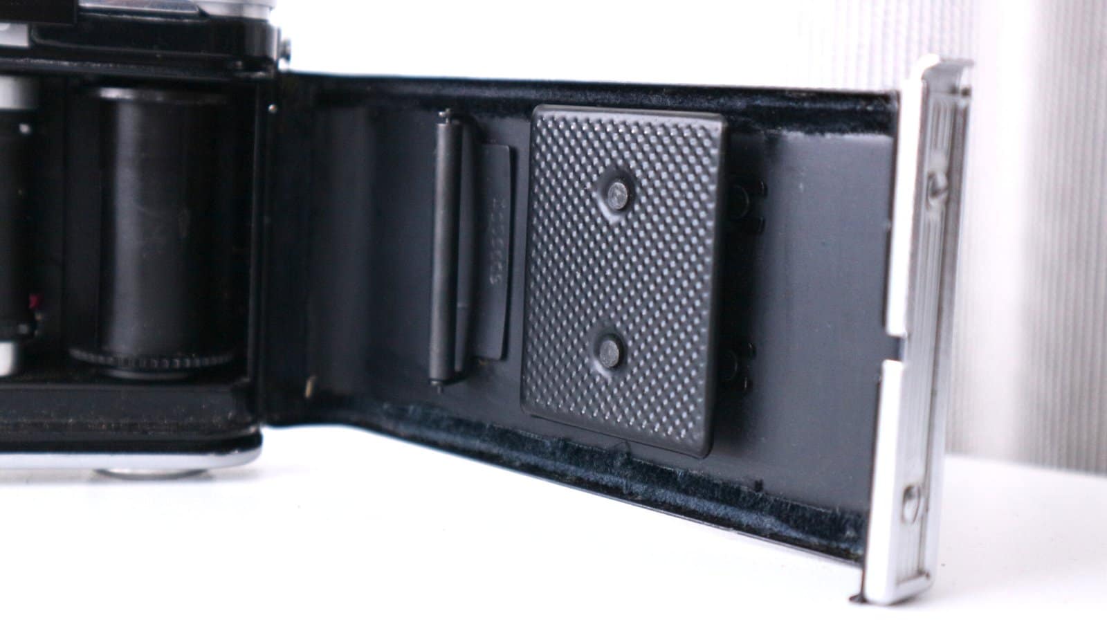 Chaika 2 Industar-69 lens 2.8/28mm Soviet half-frame camera - to