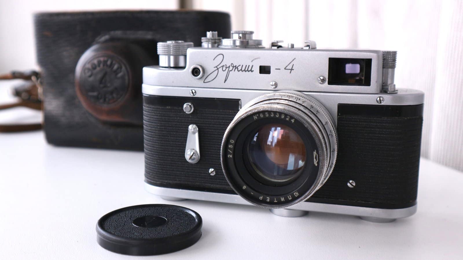 Zorki 4 Soviet Rangefinder Camera 35mm with Jupiter 8 2/50mm S/N 68010258