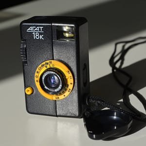 Agat 18K BelOMO half-frame 35mm Industar-104 2.8/28mm lens S/N 9088639