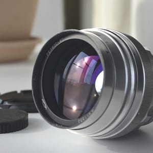 HELIOS 40 (1961) m39 Silver 85mm f/1.5 Soviet lens s/n 611553