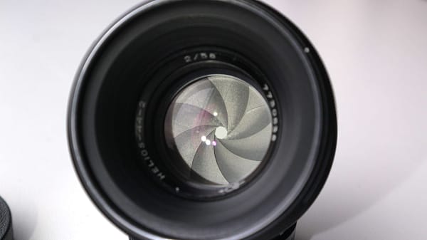 Helios 44-2 Valdai (beautiful aperture blades) f2 58mm m42 Soviet lens