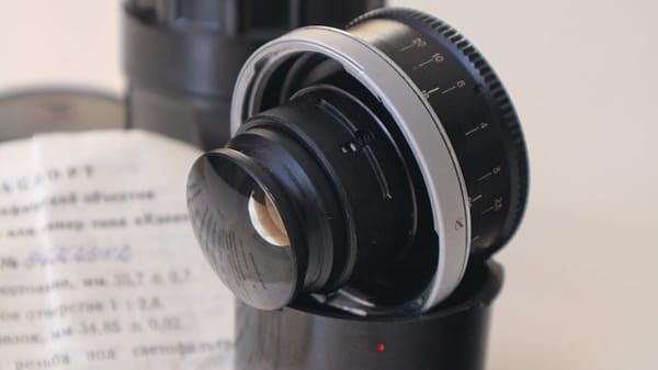 Jupiter-12 35mm f/2.8 Soviet Rangefinder Lens in Kiev-Contax mount - Image 2
