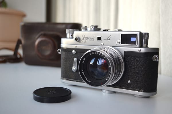 Early Zorki 4 Soviet Rangefinder Camera 35mm Jupiter 8 Red P 2/50mm S/N 5913595