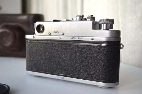 Early Zorki 4 Soviet Rangefinder Camera 35mm Jupiter 8 Red P 2/50mm S/N 5913595 - Image 2