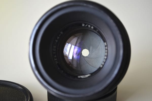 KMZ Helios 44-2 f2 58mm m42 SLR Soviet portrait lens S/N 7105095 - Image 2