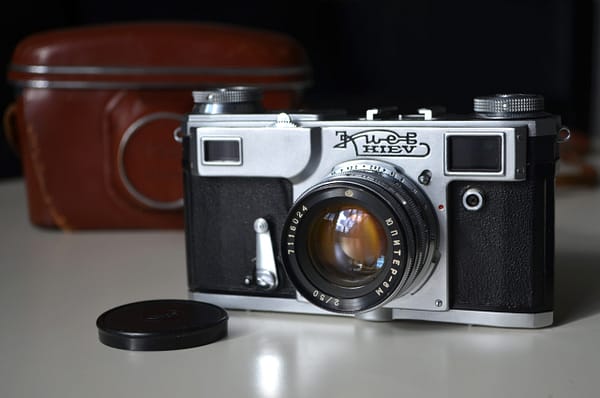 Kiev 4A 35mm RF camera with Jupiter 8m 2/50mm lens s/n 7100895