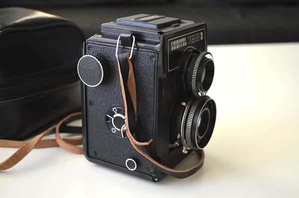 Lubitel 166 B LOMO TLR Camera Medium Format 6x6. S/N: 82207234 - Image 2