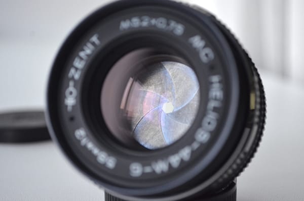 MC Helios 44m-6 f2/58mm m42 Soviet lens S/N 91516946 - Image 2
