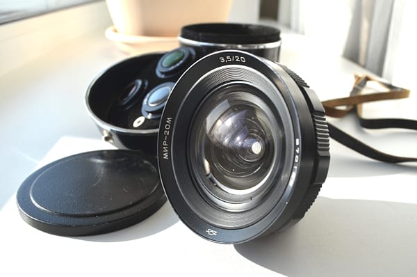 Early MIR 20M wide angle f/3,5 20mm Lens M42 mount s/n 870188