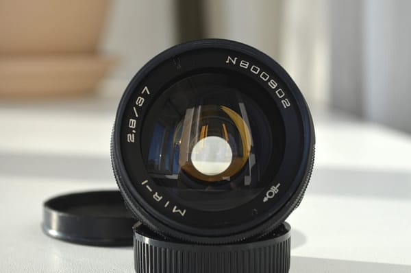 Mir 1 f2,8 37mm soviet wide angle lens m42 S/N 800902 - Image 2